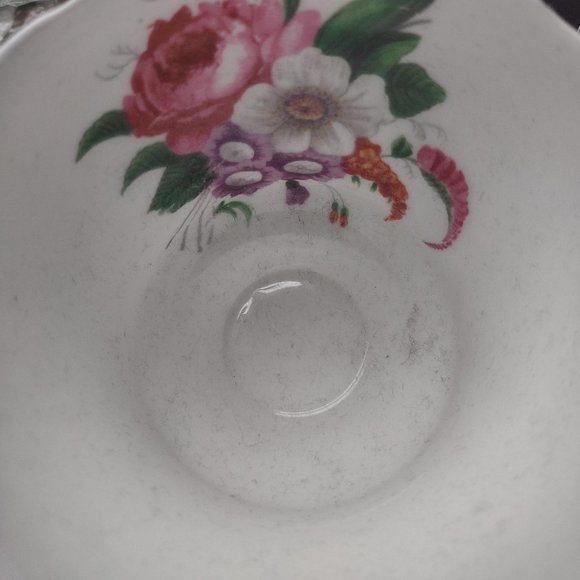 Paragon China Cup and Saucer- Beautiful red and white with florals inside cup. - Picture 4 of 6
